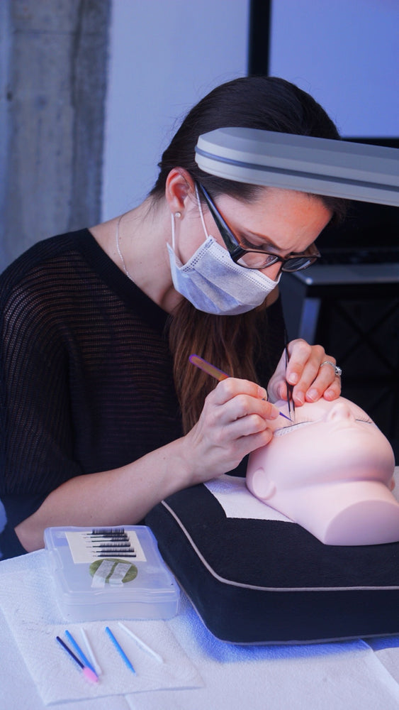 Beginner Lash Training – Miami |Sept 26-27 2025